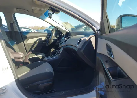 2011 Chevrolet Cruze Ls z USA, uszkodzony, nr VIN 1G1PC5SH5B7302957